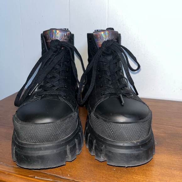 EUC Palladium Revolt HI TX size 6 - Picture 4 of 16